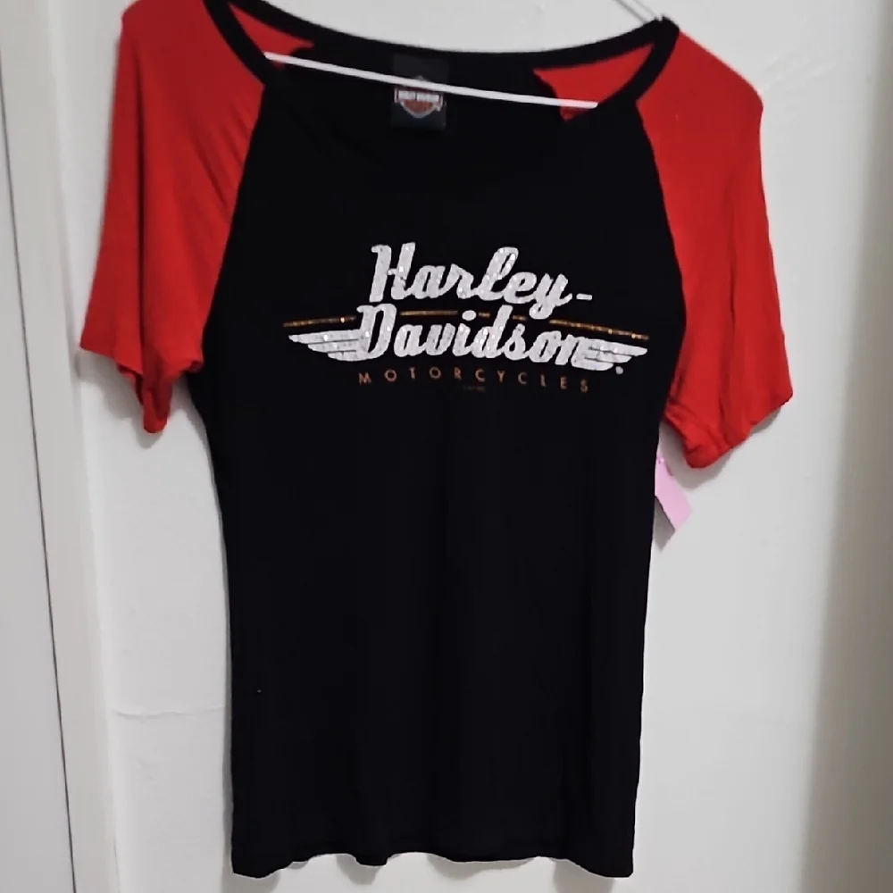 Harley-Davidson Women's Black and Red Short Sleeve Tee- Sz Med - Picture 1 of 3